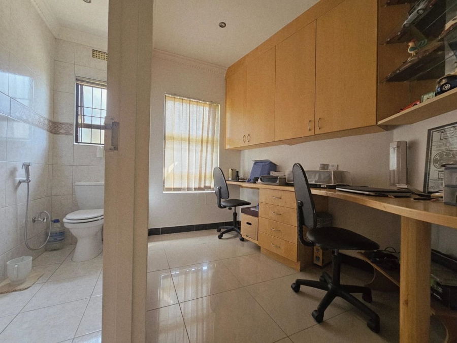 4 Bedroom Property for Sale in Ladybrand Free State